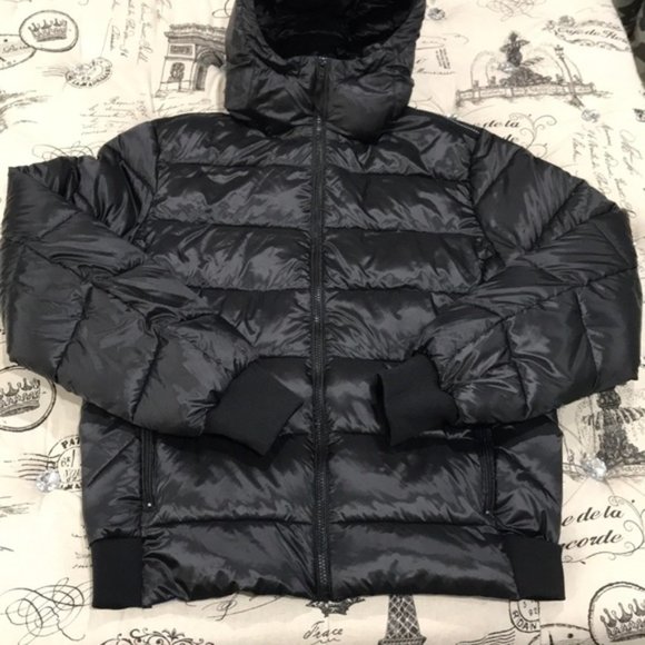 Slate & Stone Men's Trey Hooded Down Jacket - Picture 6 of 9